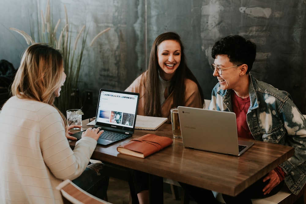 10 Essential Remote Work Apps for 2026 Productivity