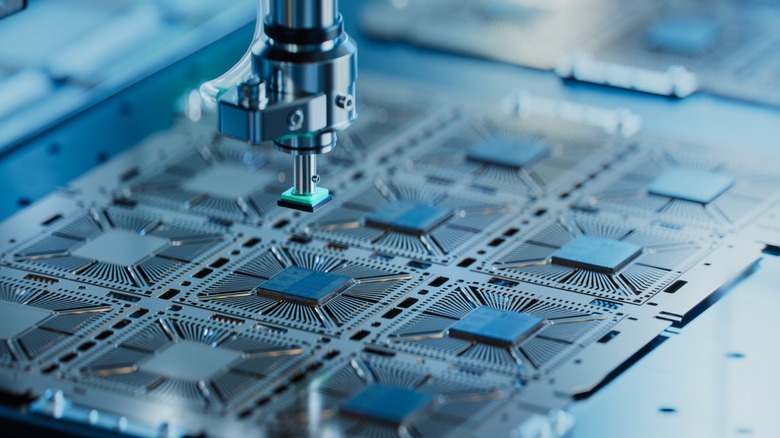 A visualization of the silicon extraction and refinement process into a semiconductor wafer.