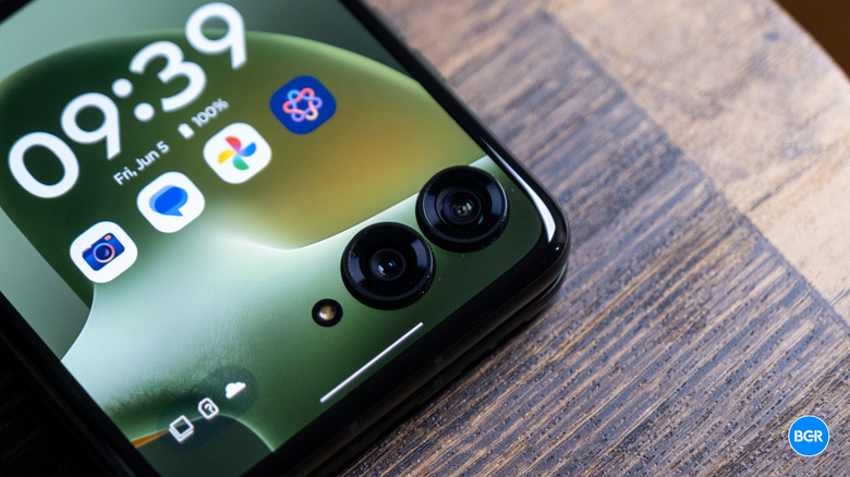 Macro view of the dual camera module on the back of the Motorola Razr+ 2026.