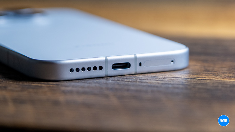 Close-up view of the USB-C port on the bottom of the Xiaomi 17.