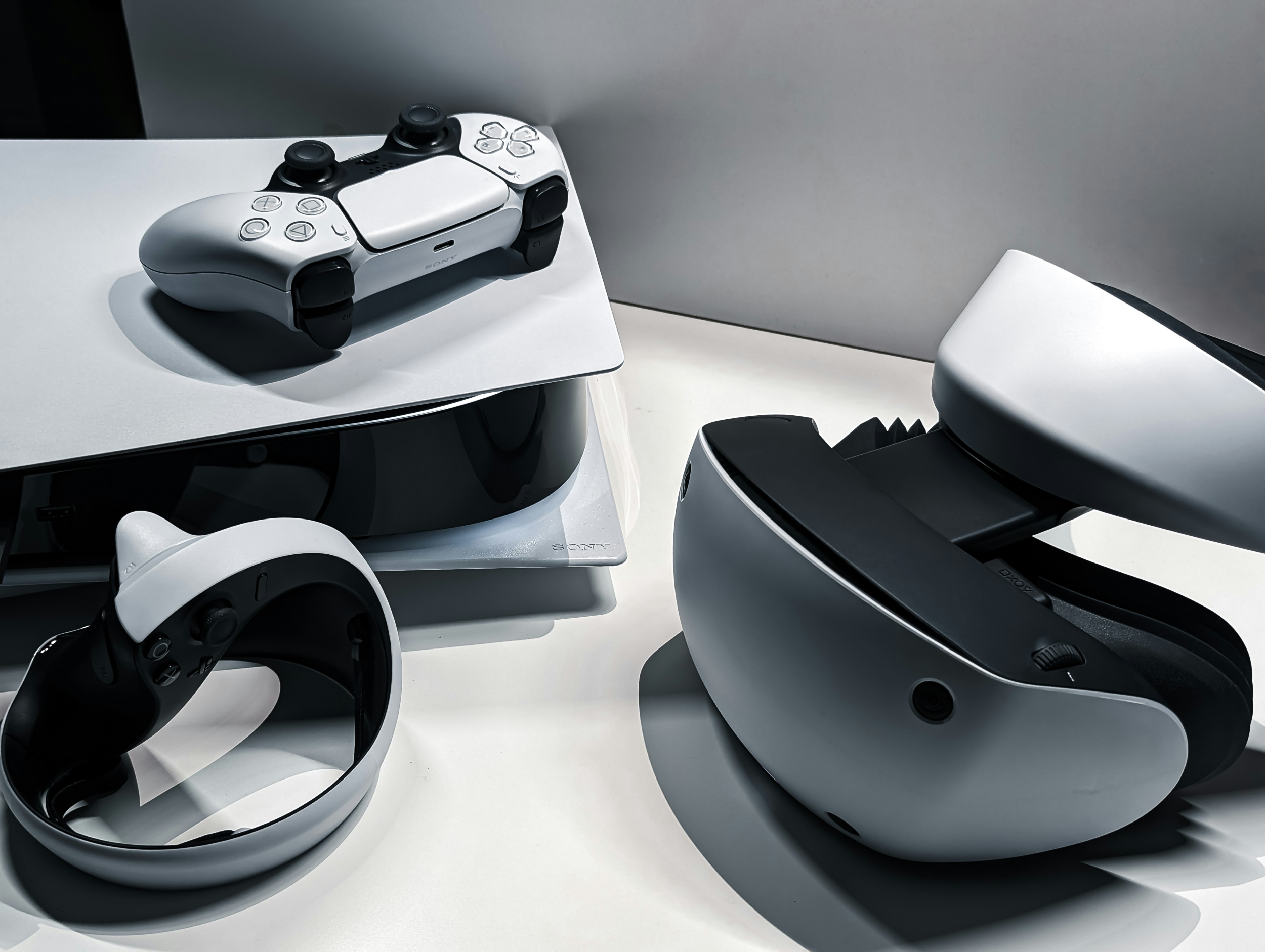 5 Best PS5 Gadgets & Must-Have Accessories in 2026