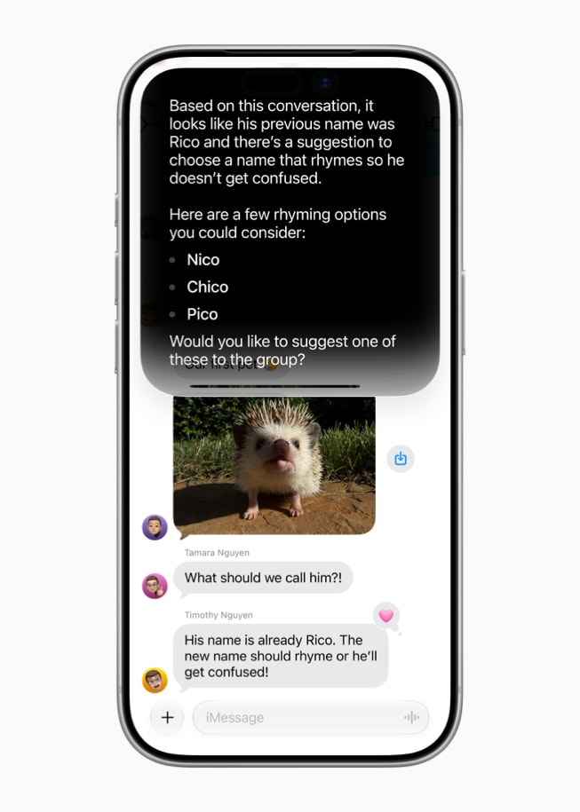 Siri AI demonstrating onscreen awareness by suggesting a contextual message response.