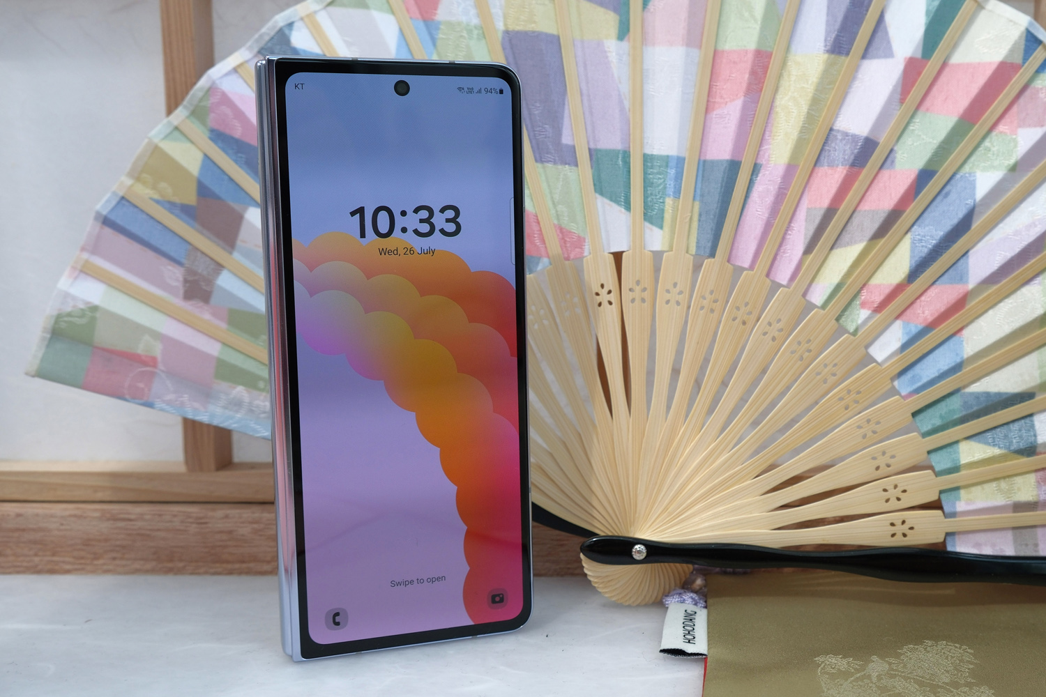The narrow external cover screen of the Galaxy Z Fold 5 when folded.