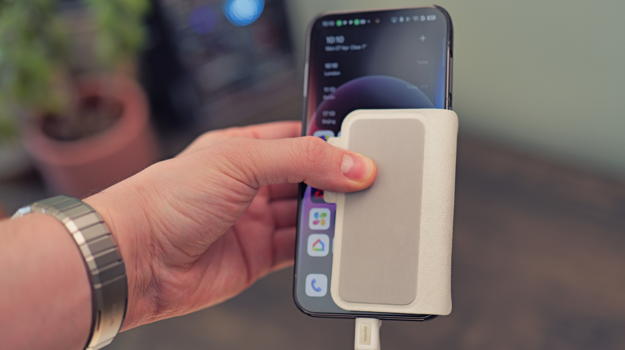 Close-up of the USB-C connection point on the Snap Selfie Screen.
