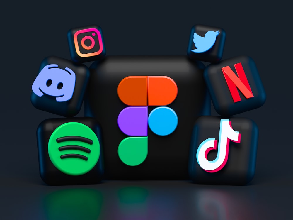 A highly customized Android home screen with interactive widgets and unique icon packs.