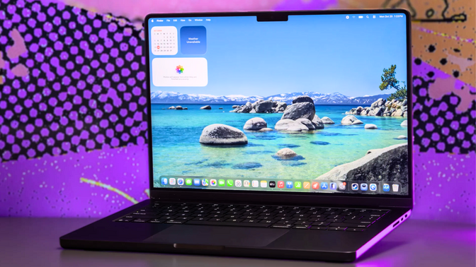 Front view of the 14-inch M5 Apple MacBook Pro.
