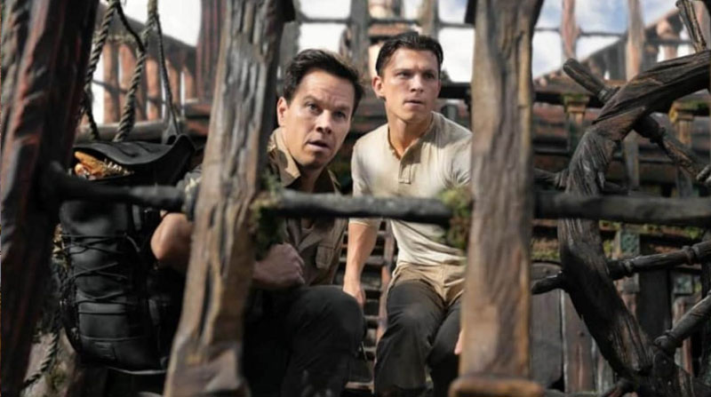Movie scene from Uncharted projected by the XGIMI MoGo 3 Pro