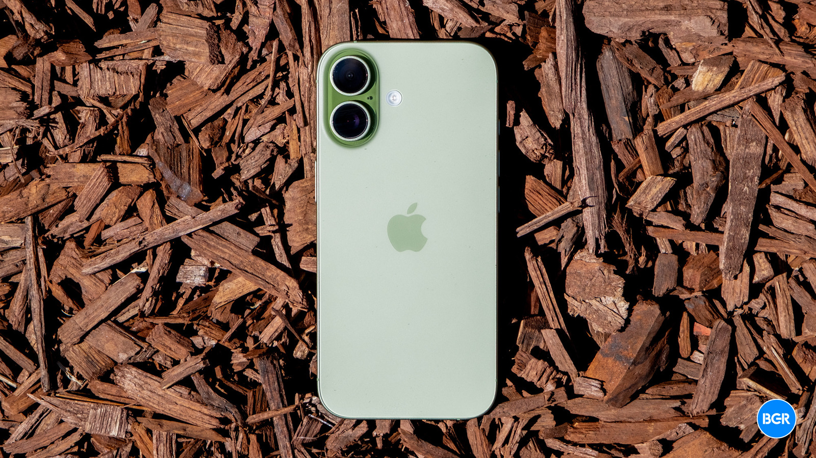 iPhone 17 Review: Pro Features for the Base Model