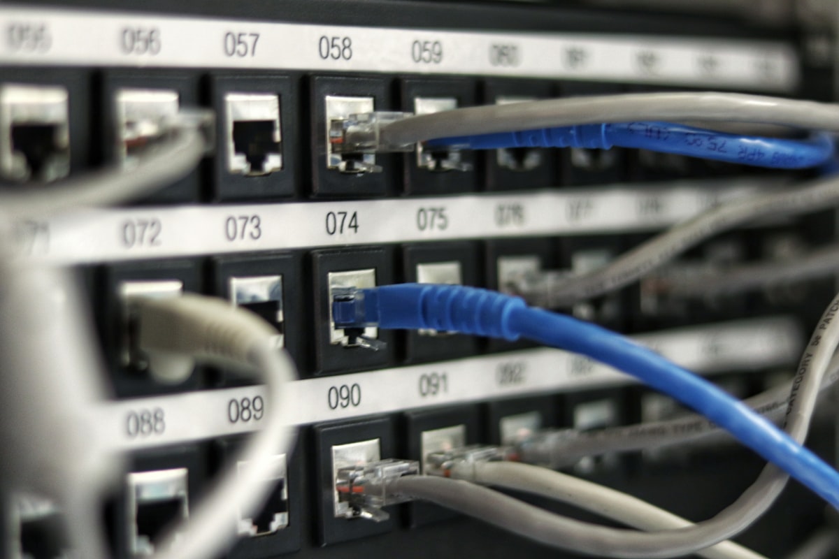 Ethernet vs Wi-Fi: How to Optimize Your Home Network